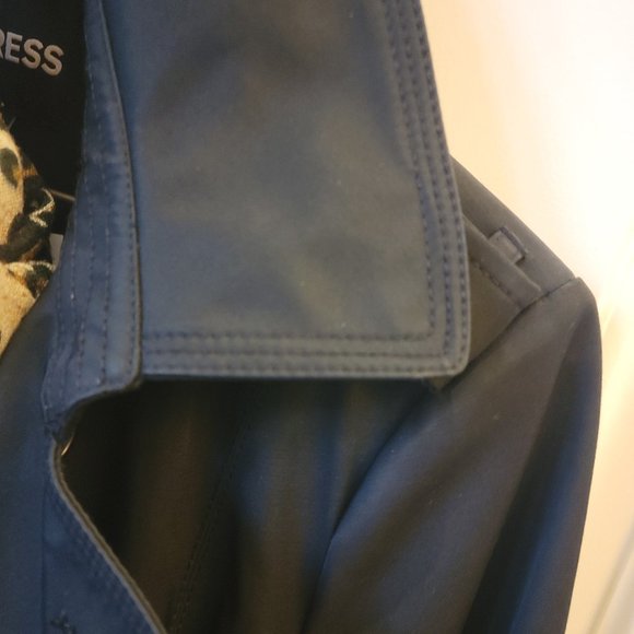 Express Double Breasted Classic Trenchcoat - Picture 13 of 15